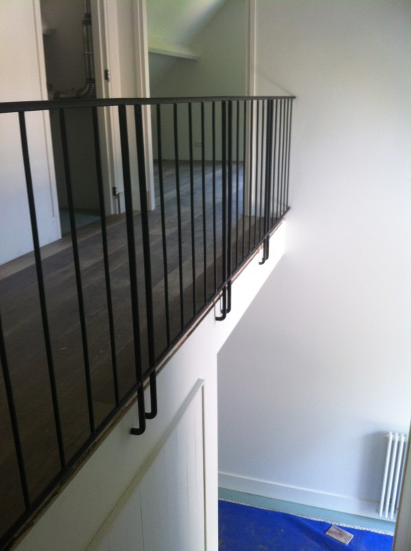 Grenen trapleuning rechthoekig 44x80 MM - Trapleuningen Shop